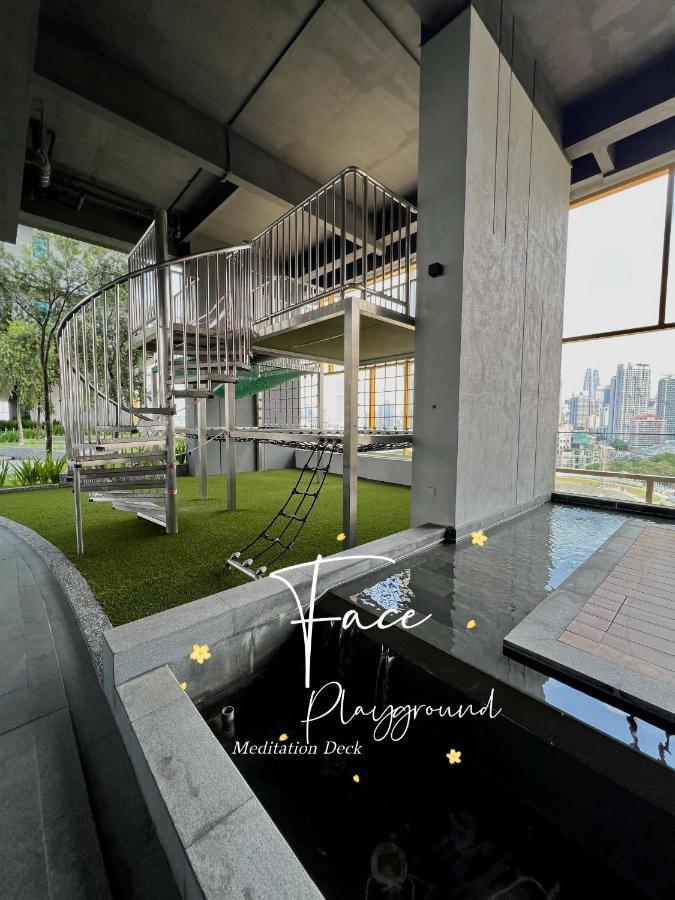 Apartment Face Malaysia Tallest Tower 118 In