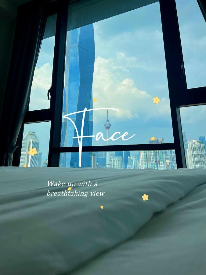 Face Malaysia Tallest Tower 118 In Apartment